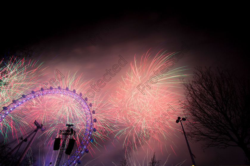 6H1C0377 
 London New Year's Eve Fireworks - 2014