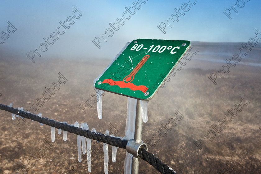0713 Geysir full res 
 Rope fence with warning sign 
 Keywords: Degree, Celsius, Degrees Celcius, Fence, Rope, Cold, Frozen, Winter, Icicle, Warning Sign, Heat, Iceland, Stroker, Geyser