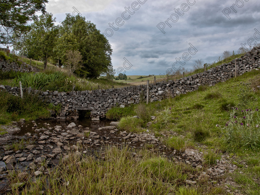 derby 166 
 Derbyshire landscape 
 Keywords: derbyshire, landscape, UK, United kingdom, wall, stone, cloudy