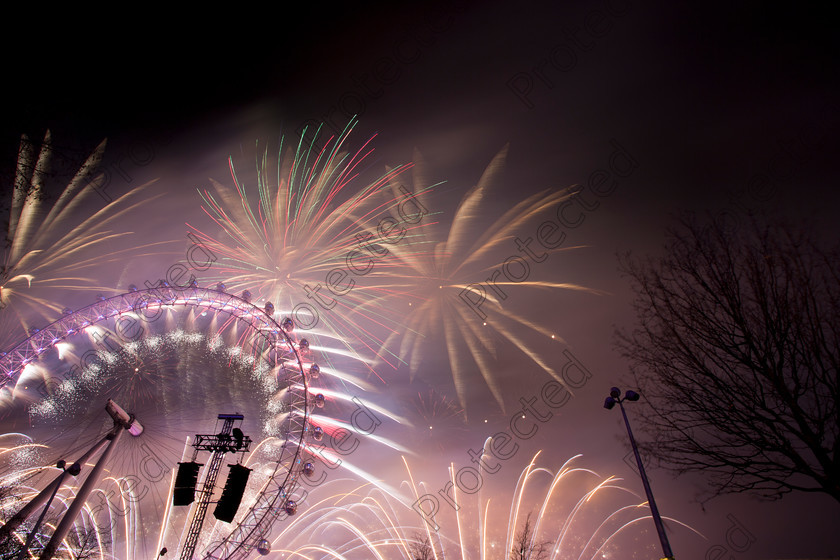 6H1C0383 
 London New Year's Eve Fireworks - 2014